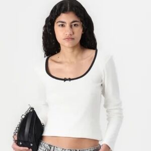 Women's White Long Sleeve Top